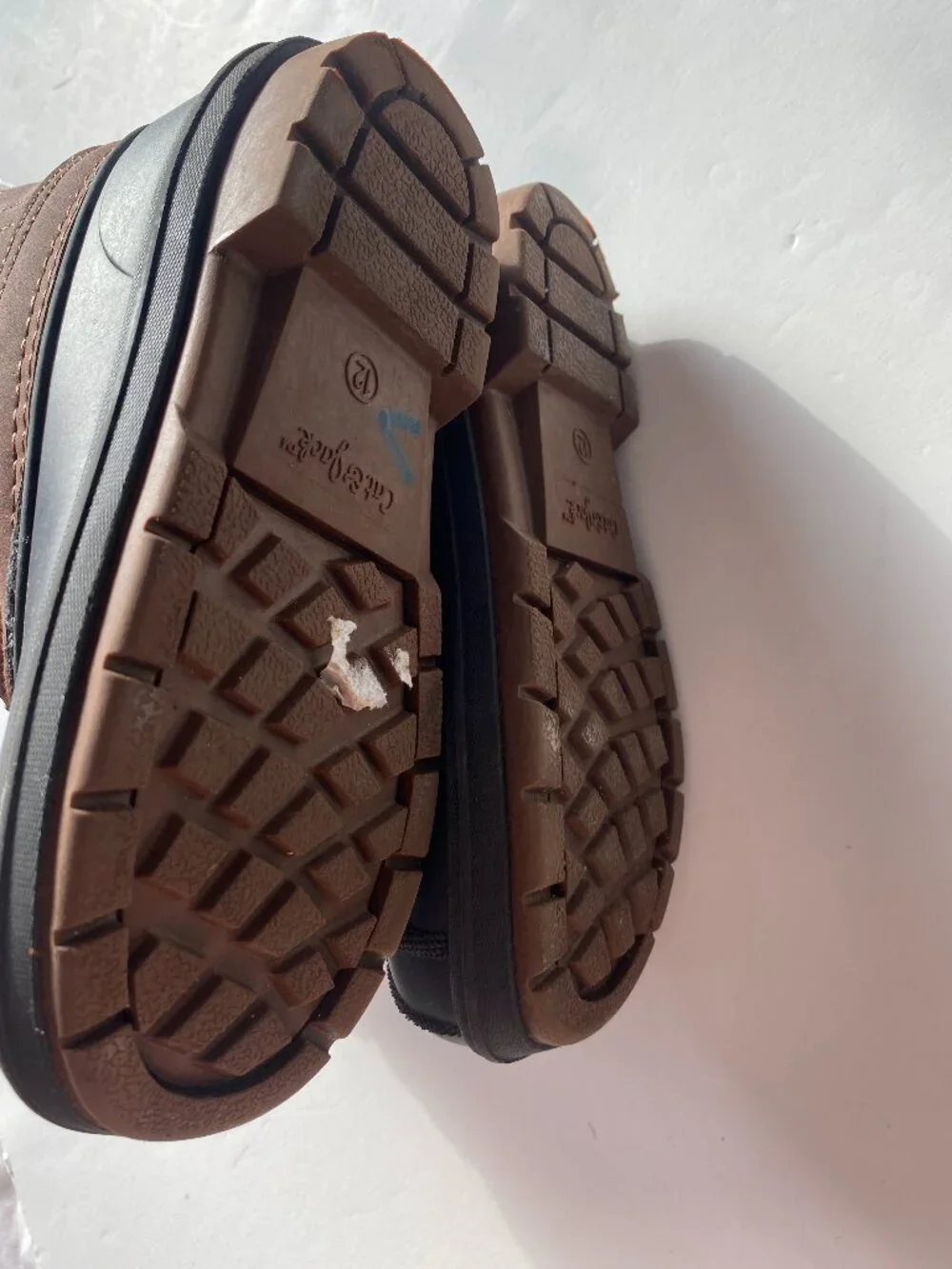 Cat & Jack kids size 12 snow boots, like new, brown and black.